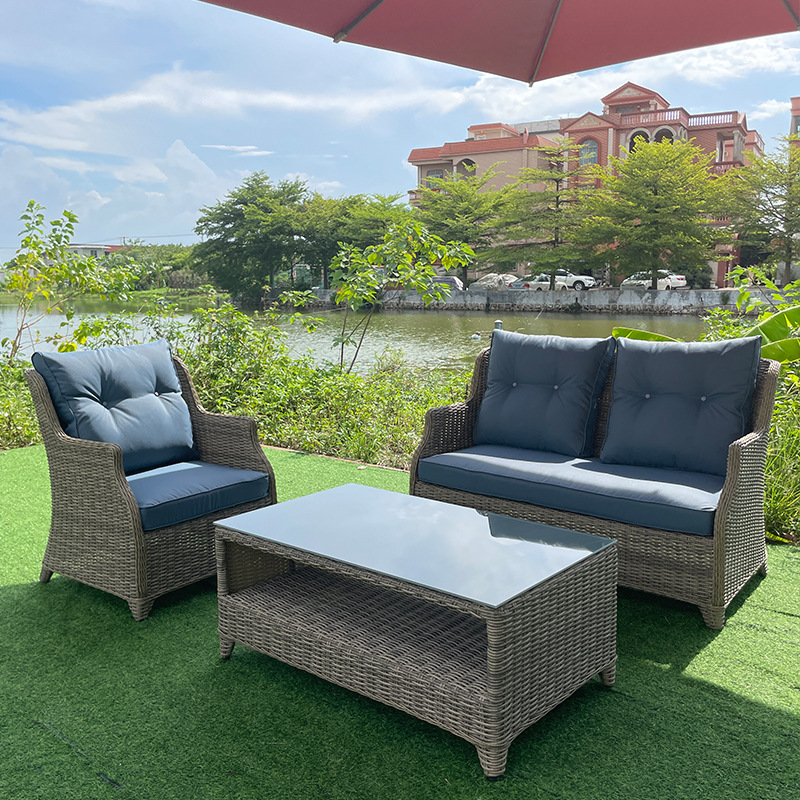 Zestawy ogrodowe: stoły, krzes – Rattan Lounge Set recenzja i cena